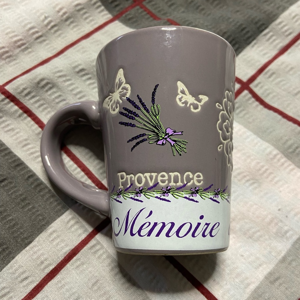 MEMOIRE de LAVANDE Purple Cappuccino/Tea Cup